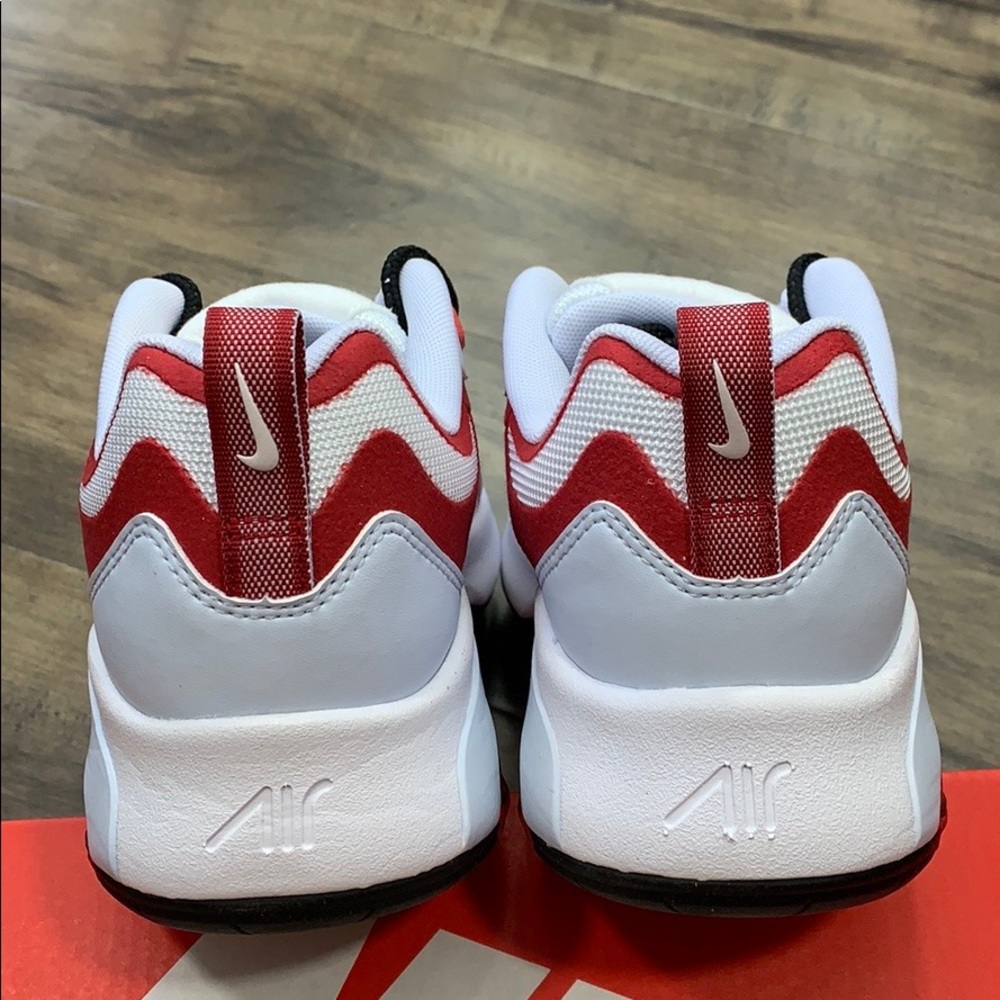 W NIKE AIR MAX 200 running shoes - Picture 5 of 16
